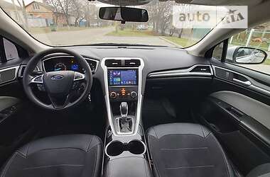 Седан Ford Fusion 2013 в Черкассах