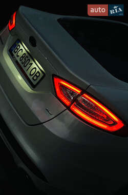Седан Ford Fusion 2014 в 