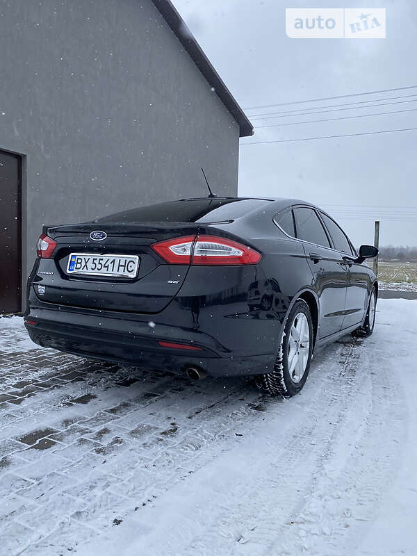 Седан Ford Fusion 2013 в Звягеле