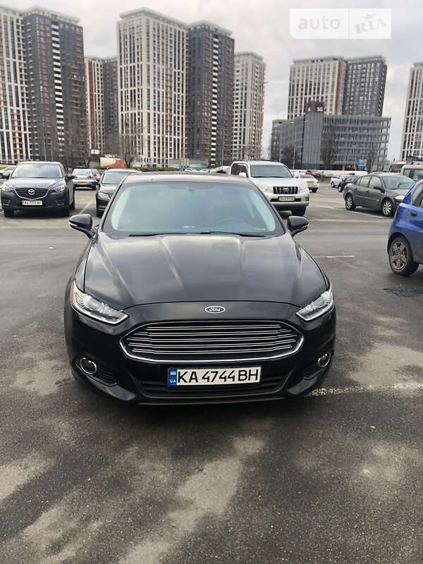 Седан Ford Fusion 2013 в Киеве