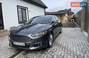 Седан Ford Fusion 2013 в 