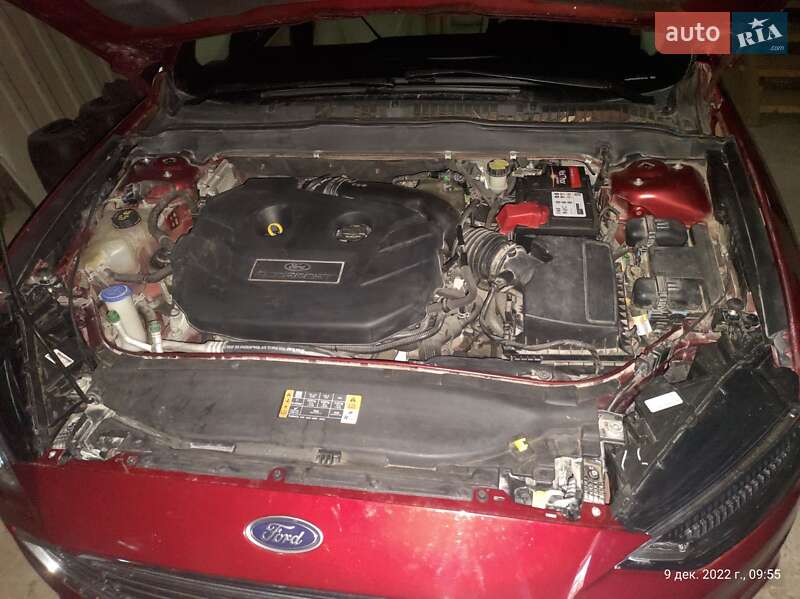 Седан Ford Fusion 2016 в Нововолынске
