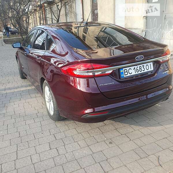 Седан Ford Fusion 2018 в Львові