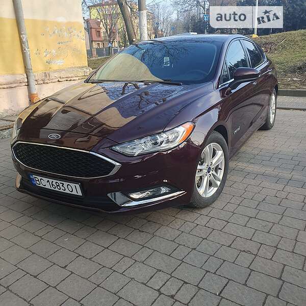 Седан Ford Fusion 2018 в Львові