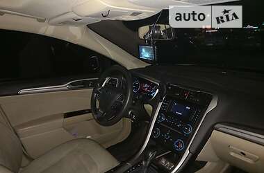 Седан Ford Fusion 2014 в 
