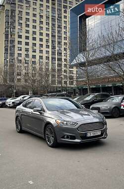 Седан Ford Fusion 2012 в 