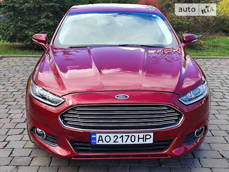 Седан Ford Fusion 2014 в 