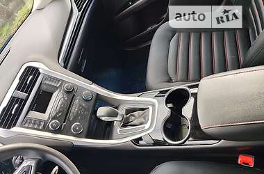 Седан Ford Fusion 2014 в 