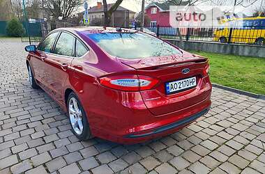Седан Ford Fusion 2014 в 
