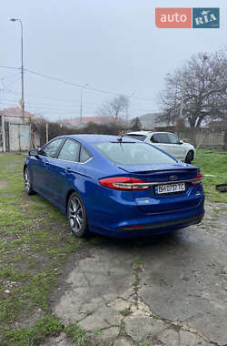 Седан Ford Fusion 2017 в 