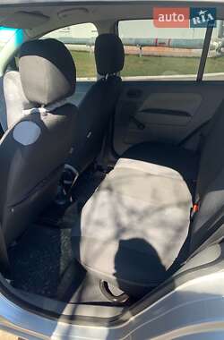 Хэтчбек Ford Fusion 2004 в Виннице