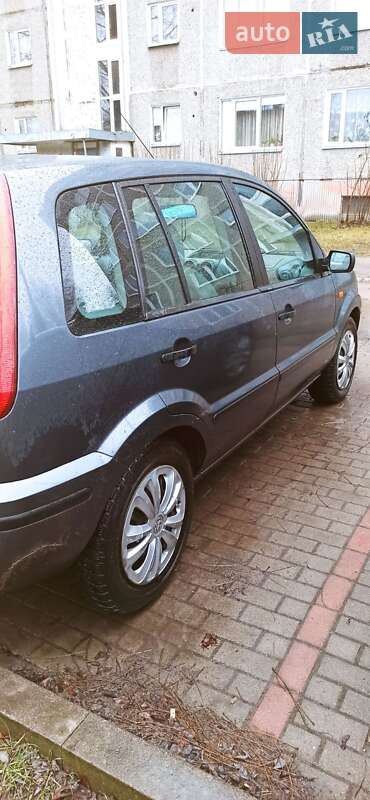 Хетчбек Ford Fusion 2004 в Одесі