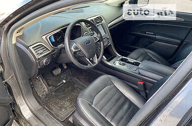Седан Ford Fusion 2016 в Одесі