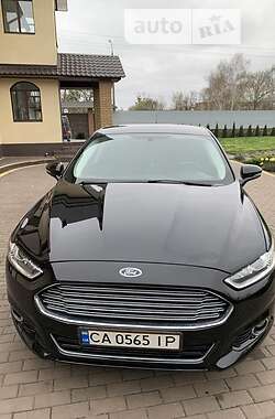 Седан Ford Fusion 2015 в Звенигородке