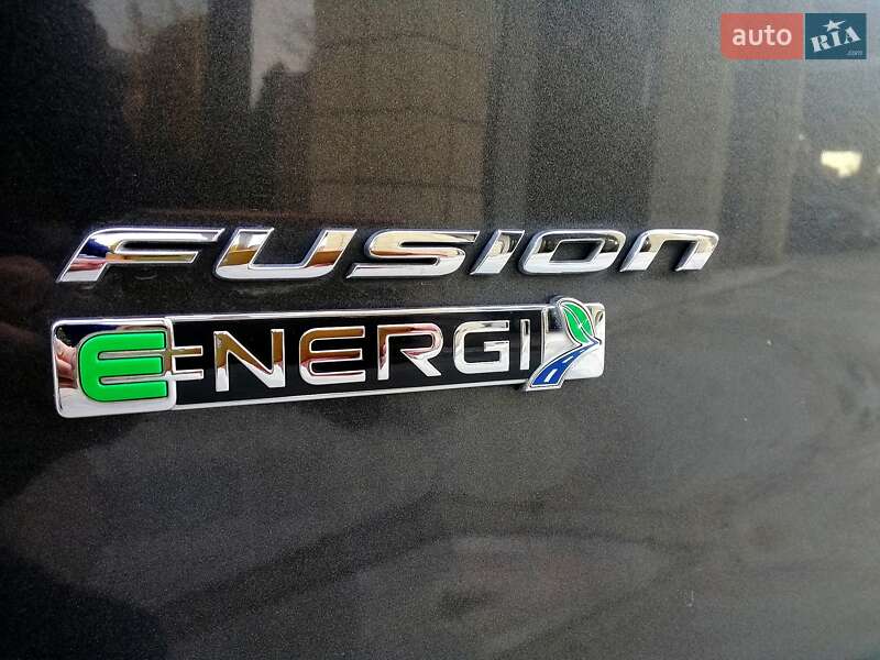 Седан Ford Fusion 2015 в Днепре