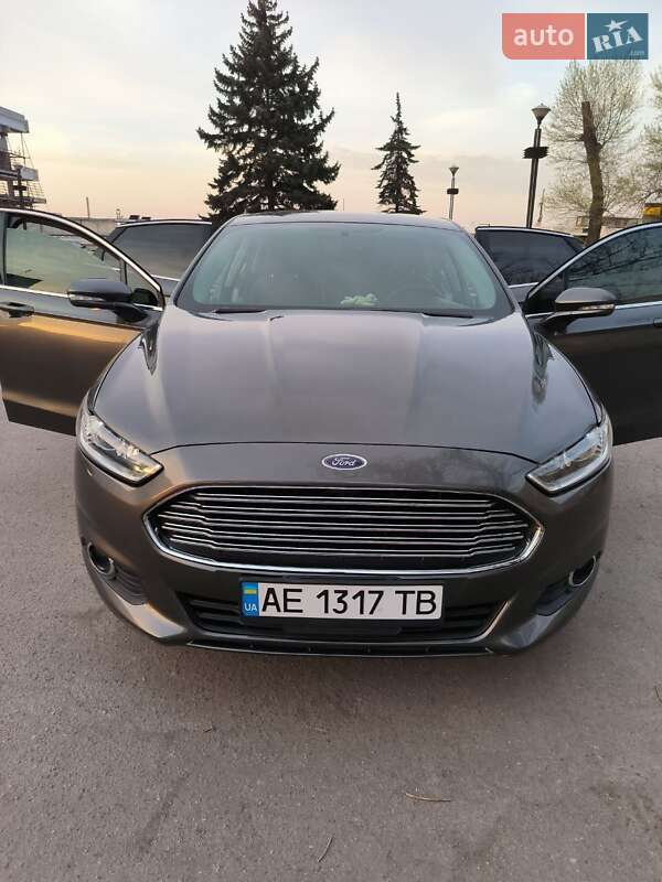 Седан Ford Fusion 2015 в Днепре