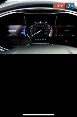 Седан Ford Fusion 2015 в 