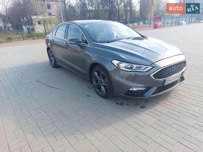 Седан Ford Fusion 2017 в Житомирі