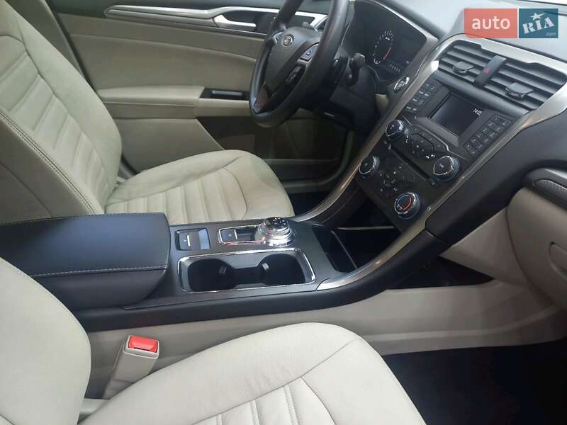 Седан Ford Fusion 2017 в Черкассах