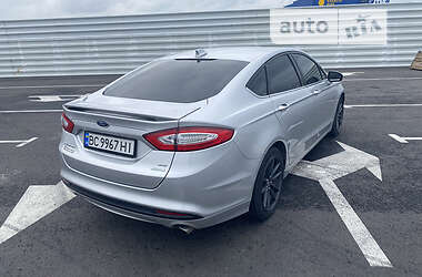 Седан Ford Fusion 2015 в Львове
