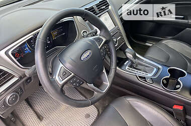 Седан Ford Fusion 2015 в Львове