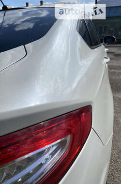 Седан Ford Fusion 2015 в 