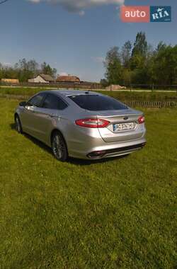 Седан Ford Fusion 2013 в Луцке