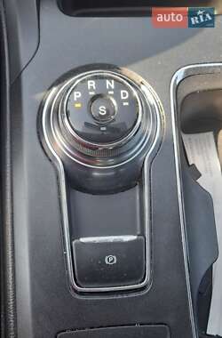 Седан Ford Fusion 2016 в 