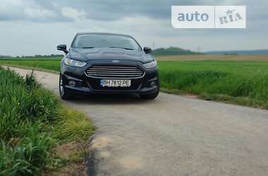 Седан Ford Fusion 2015 в Одесі