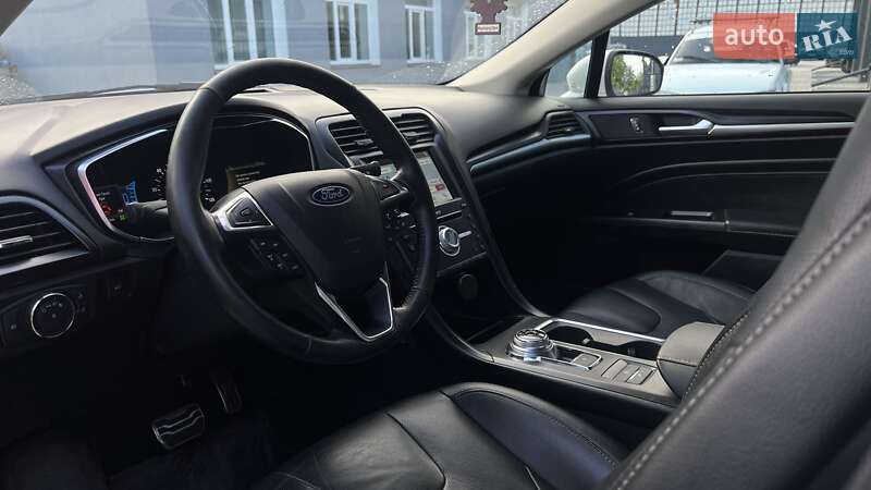 Седан Ford Fusion 2017 в Одессе