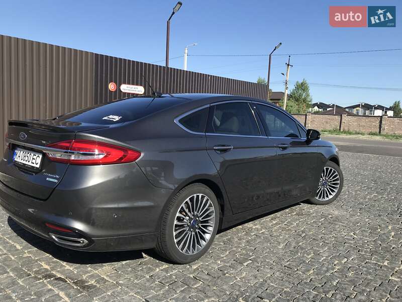 Седан Ford Fusion 2016 в Киеве