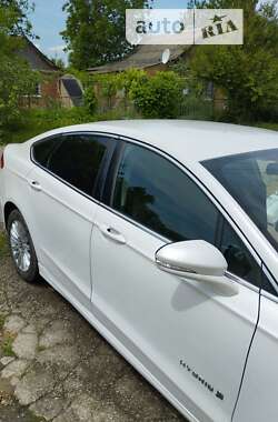 Седан Ford Fusion 2013 в Никополе