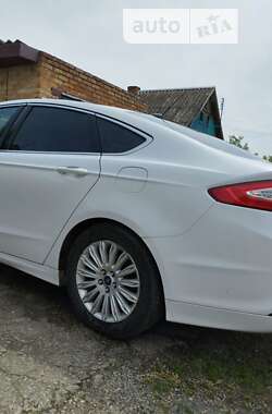 Седан Ford Fusion 2013 в Никополе