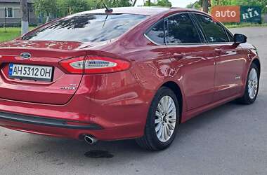 Седан Ford Fusion 2013 в Києві