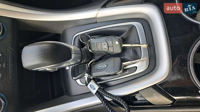 Седан Ford Fusion 2013 в Києві