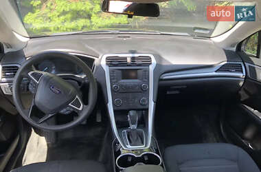 Седан Ford Fusion 2015 в Львове