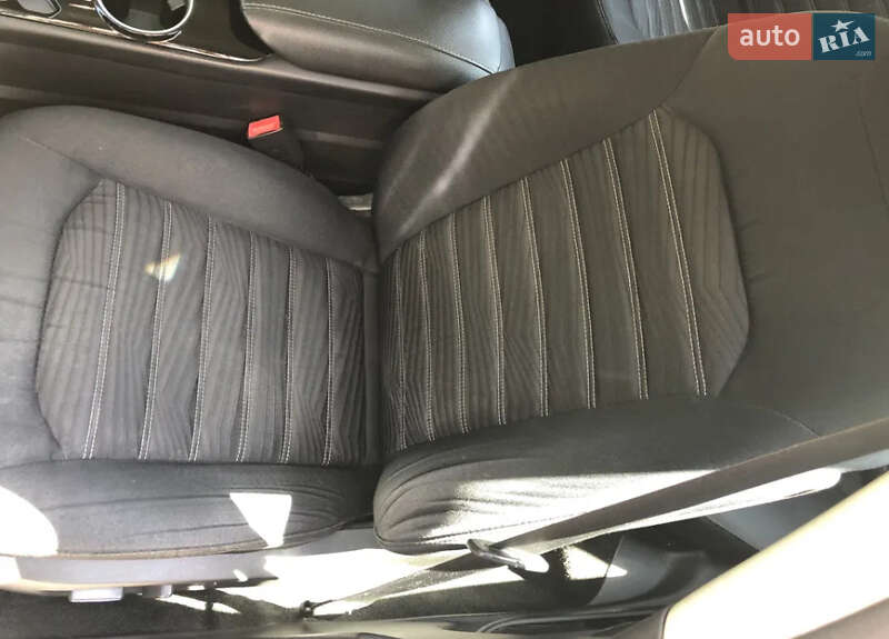 Седан Ford Fusion 2015 в Львові