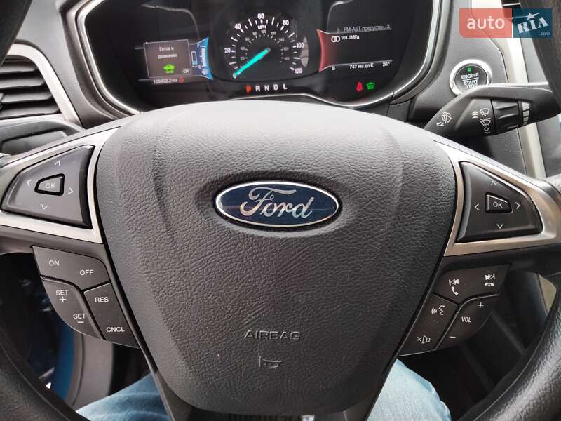 Седан Ford Fusion 2017 в Хмельницькому