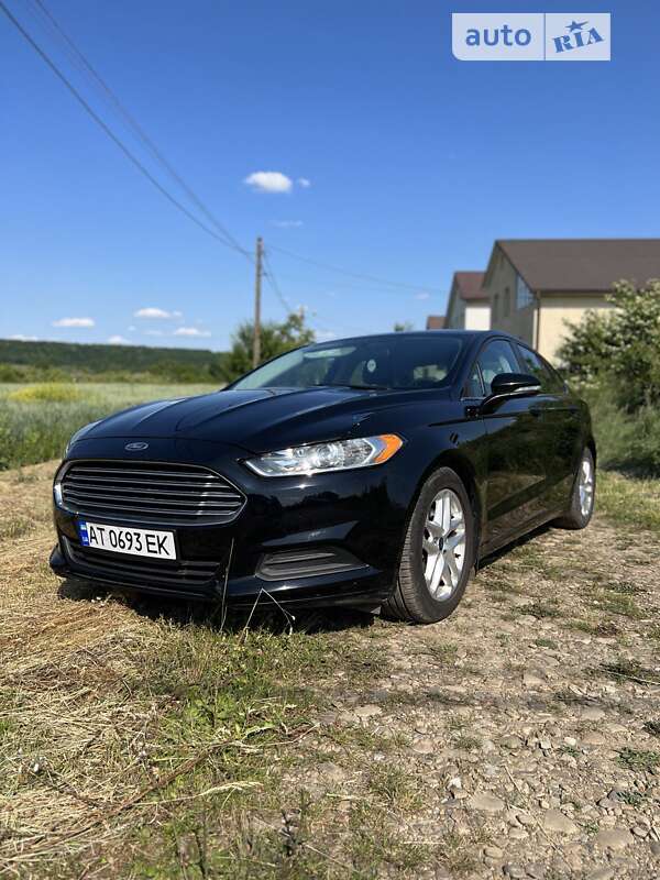 Седан Ford Fusion 2015 в Івано-Франківську