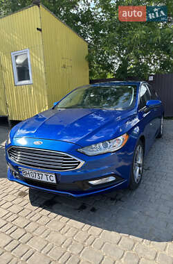 Седан Ford Fusion 2017 в 