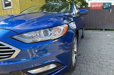 Седан Ford Fusion 2017 в 
