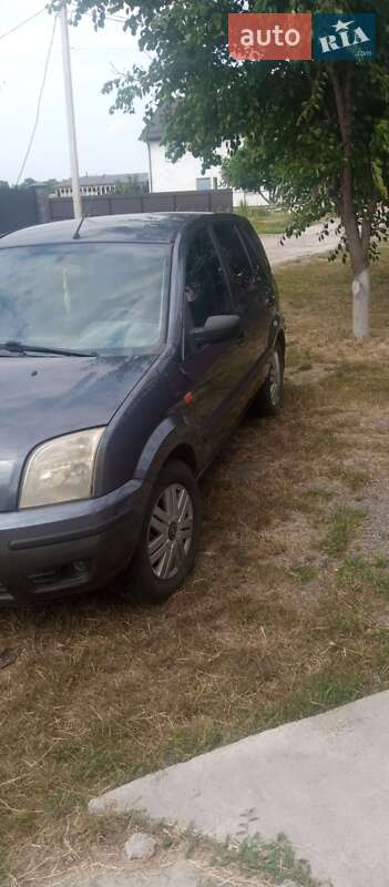 Хэтчбек Ford Fusion 2004 в Черкассах