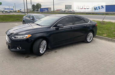 Седан Ford Fusion 2013 в Львове