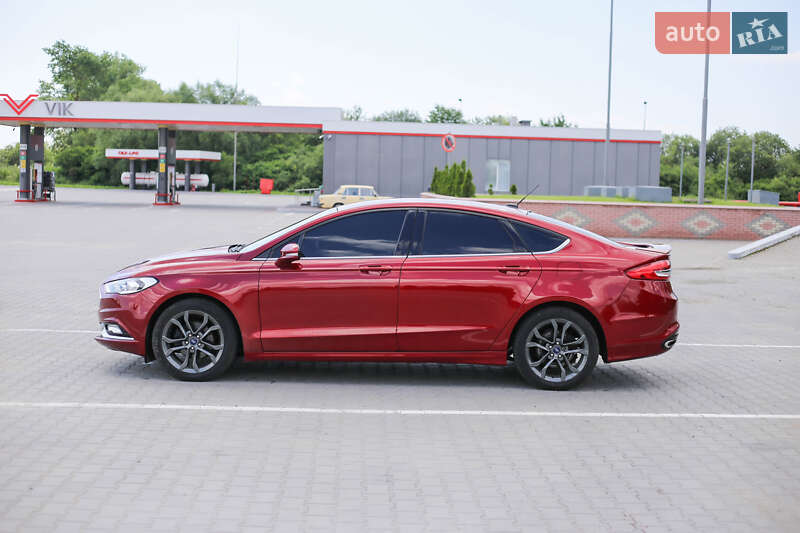Седан Ford Fusion 2017 в Бучаче