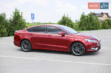 Седан Ford Fusion 2017 в Бучаче