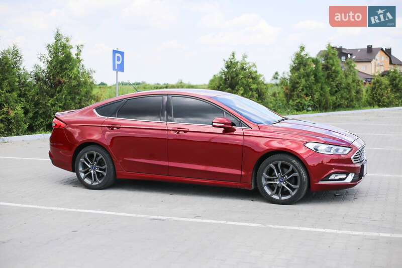 Седан Ford Fusion 2017 в Бучаче