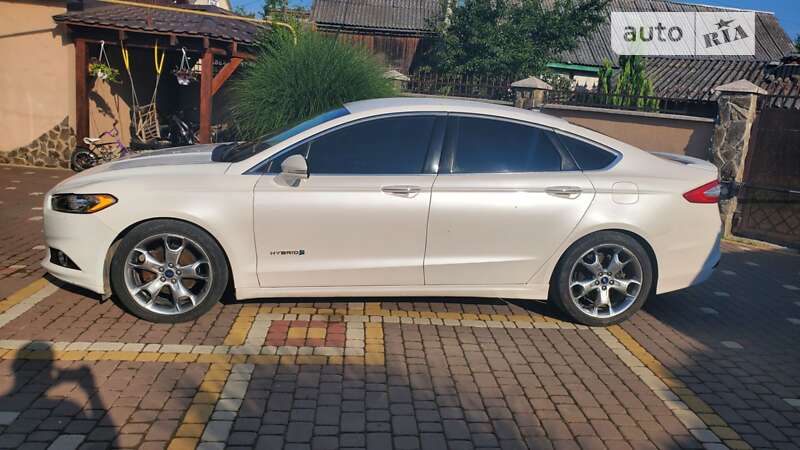 Седан Ford Fusion 2014 в Хусте фото 7 Седан Ford Fusion 2014 в Хусте