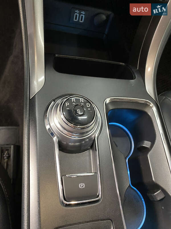 Седан Ford Fusion 2018 в Львове