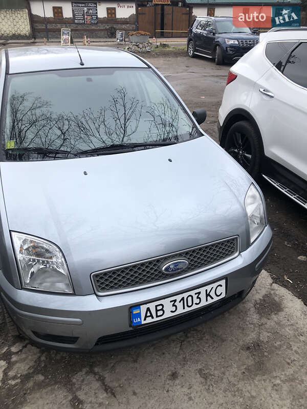 Хетчбек Ford Fusion 2003 в Вінниці