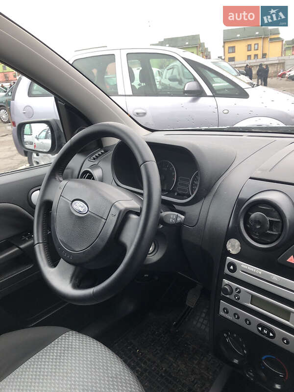 Хетчбек Ford Fusion 2003 в Вінниці